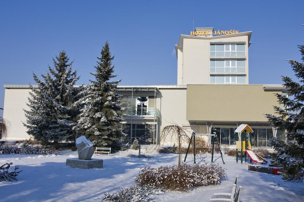 Hotel Janosik Liptovsky Mikulas Luaran gambar