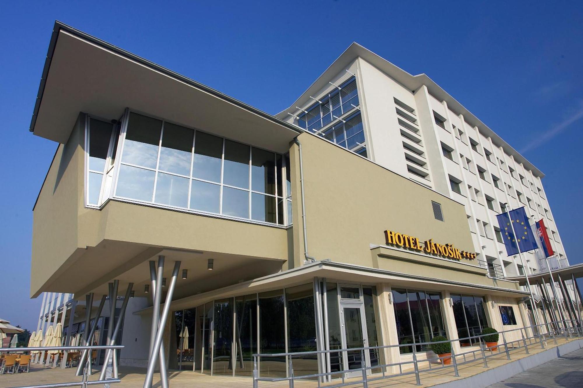 Hotel Janosik Liptovsky Mikulas Luaran gambar