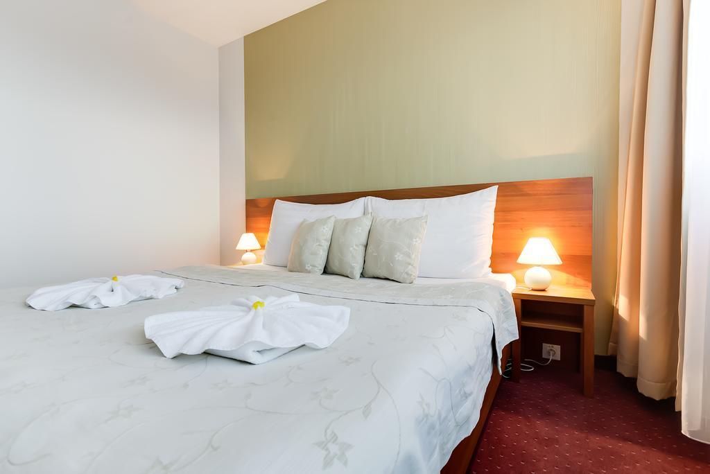 Hotel Janosik Liptovsky Mikulas Luaran gambar